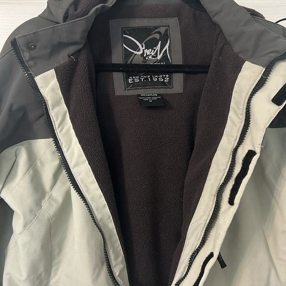 Men’s gray winter jacket - Picture 3 of 3